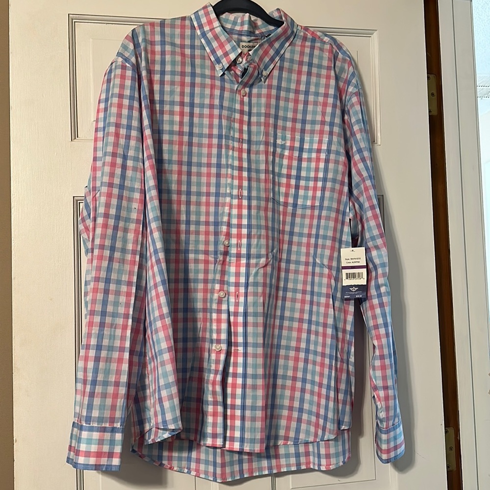 New with Tags XXL men’s button down shirt